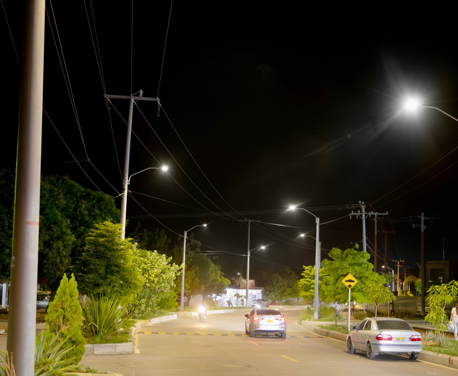 Zonas oscuras de Valledupar pasaron a ser iluminadas