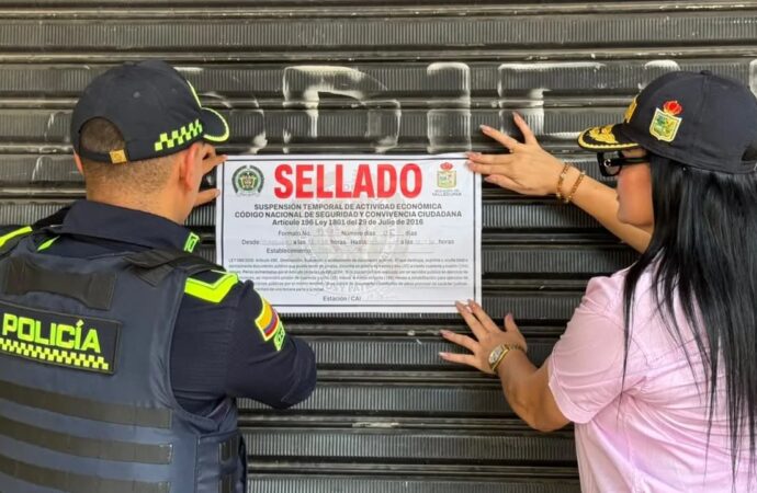Programa ‘Aula Segura’ refuerza controles en entornos escolares y sella un establecimiento